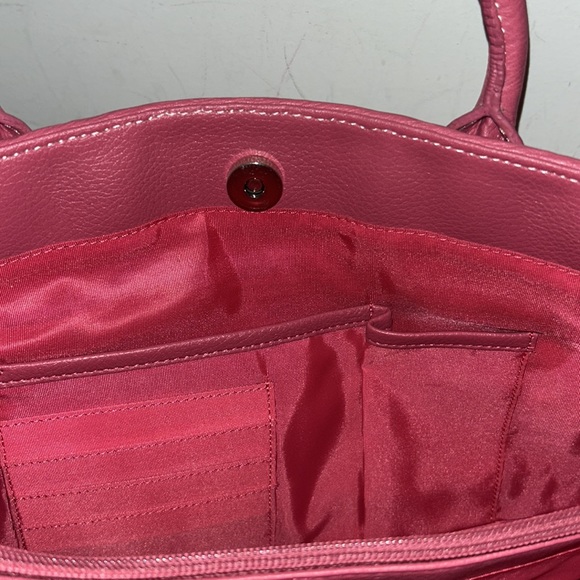 Pink Purse. - Picture 6 of 11